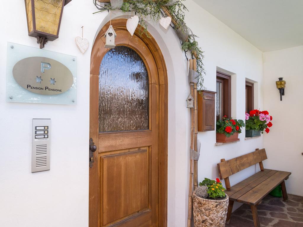 Haus Elisabeth Hotel Нова Поненте Екстериор снимка