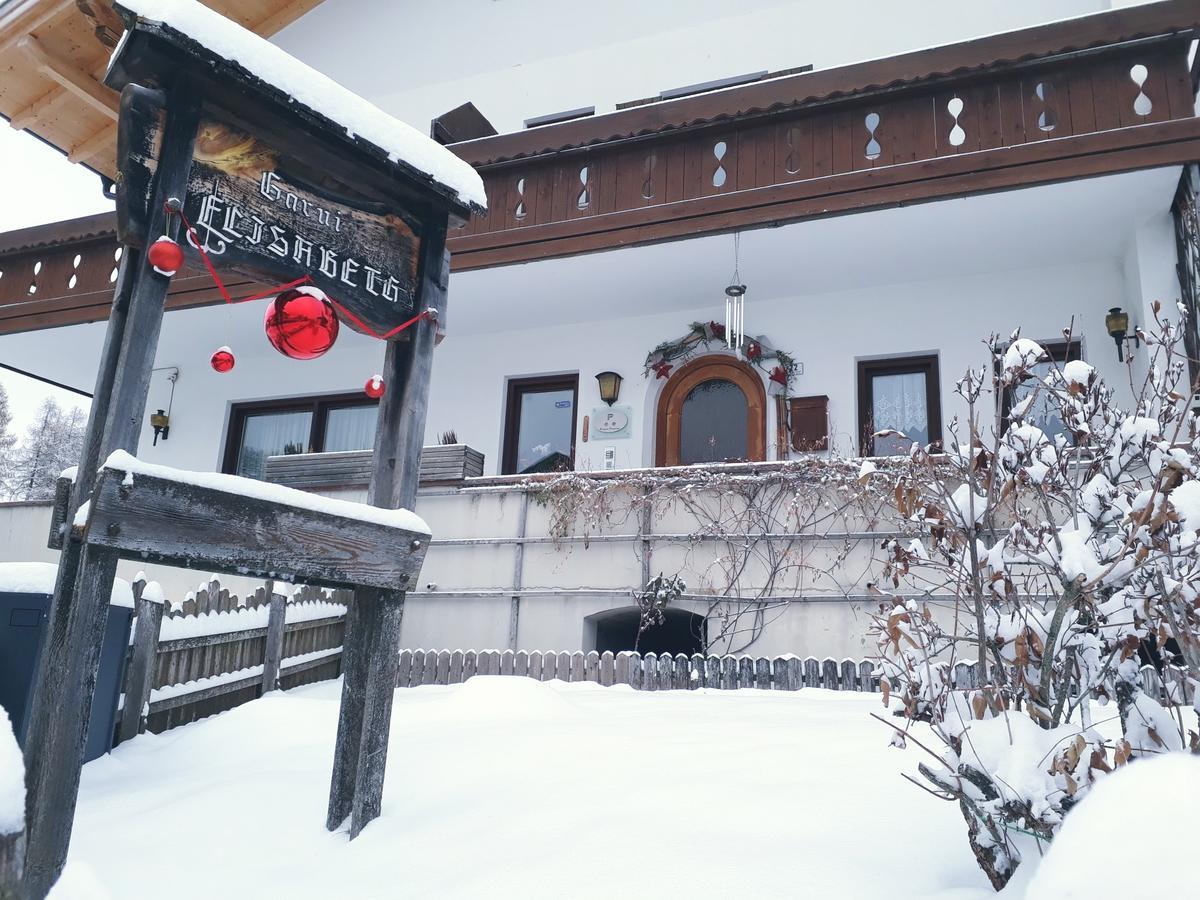 Haus Elisabeth Hotel Нова Поненте Екстериор снимка